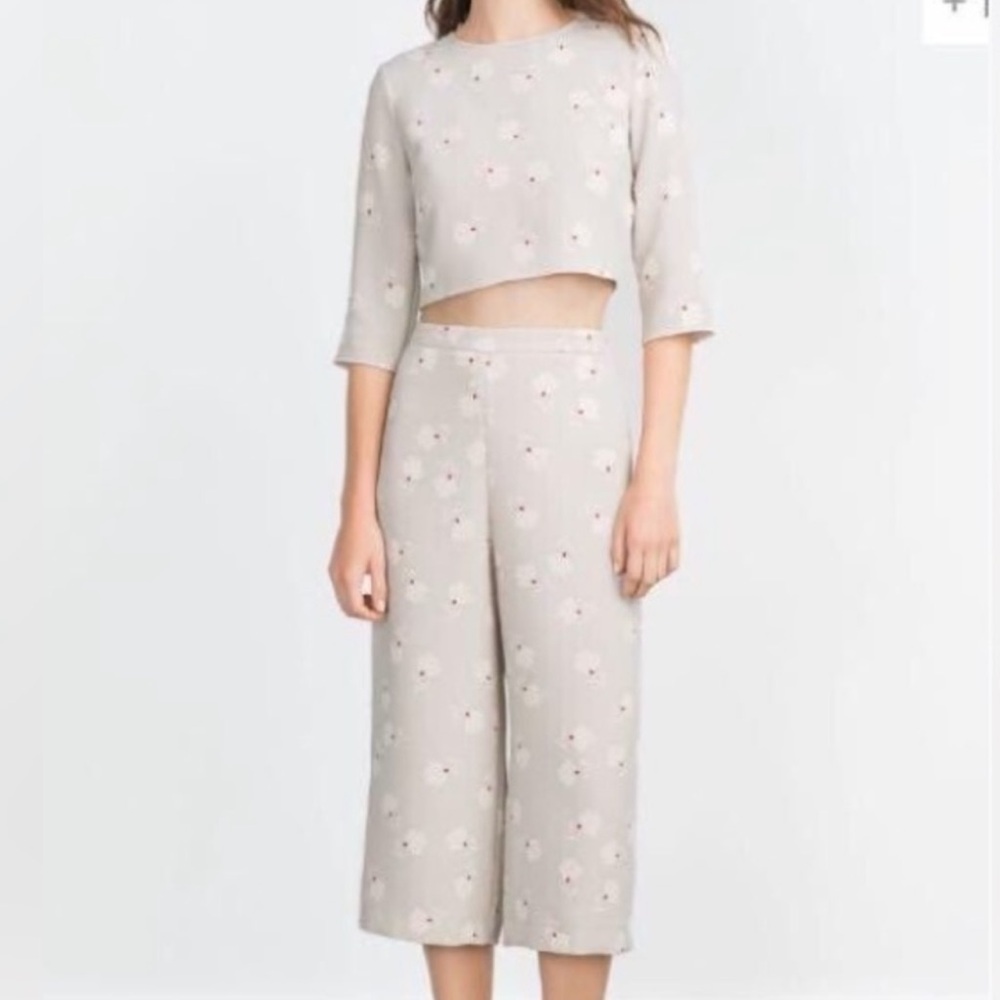 Zara Gray and White Floral Matching Coord Set